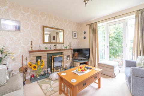 2 bedroom flat for sale, Steele Court, Manchester Road, Buxton, SK17