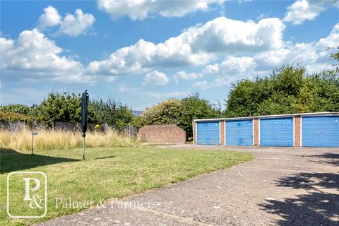 18 Bell Close, Colchester, CO2 8EP