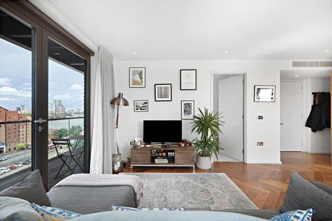 1 bedroom apartment for sale, Ambassador Building, Embassy Gardens, Nine Elms, SW11