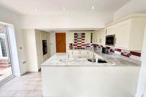 384 Trentham Road, Stoke-on-trent, ST3 3DX