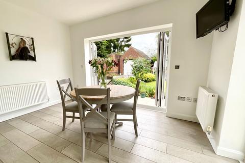 384 Trentham Road, Stoke-on-trent, ST3 3DX