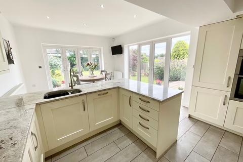 384 Trentham Road, Stoke-on-trent, ST3 3DX