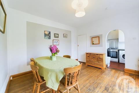 4 bedroom terraced house for sale, Pevensey Avenue, London, N11