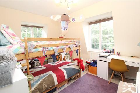 2 bedroom apartment to rent, Sudbury Hill, Harrow, HA1