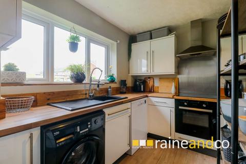 3 bedroom terraced house for sale, Green Acres, Stevenage