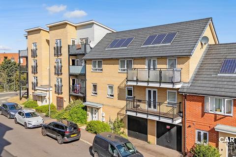 15 Gumley Road, Grays, RM20 4XP