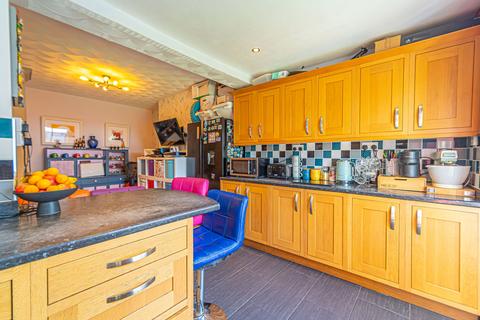 3 bedroom terraced house for sale, Morgan Street, Newport, NP19