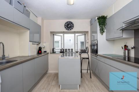 6 bedroom maisonette for sale, Queensbury Mews, Brighton, BN1