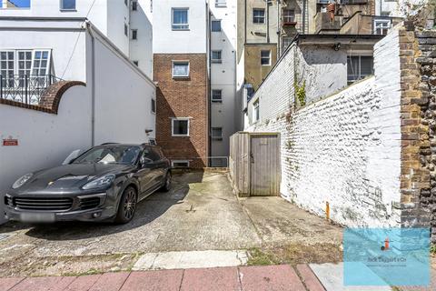 6 bedroom maisonette for sale, Queensbury Mews, Brighton
