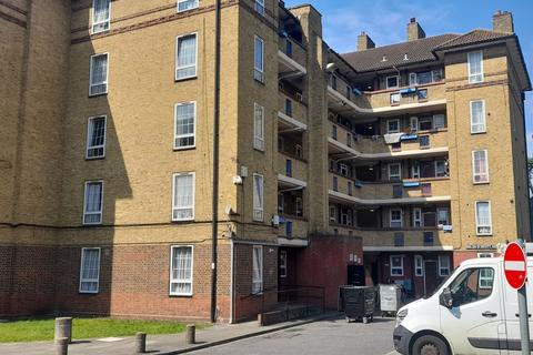 3 bedroom flat for sale, Wades Place, E14