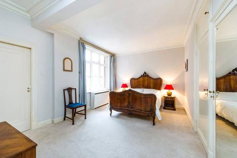 undefined, Hallam Street, Marylebone, London, W1W