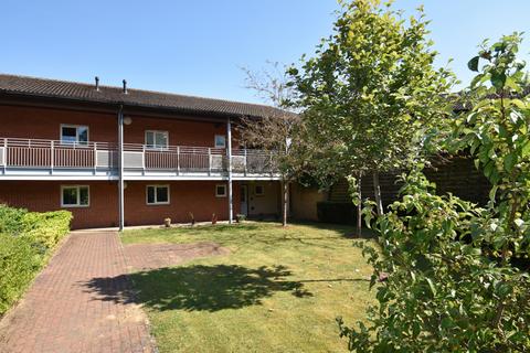 2 bedroom apartment for sale, Patrons Way West, Denham Garden Village, Buckinghamshire, UB9