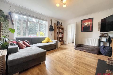 3 bedroom semi-detached house for sale, Cromwell Road, Cheltenham GL52