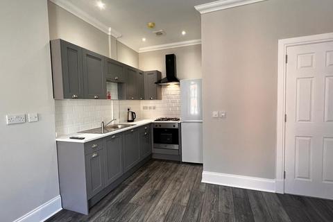 2 bedroom flat to rent, Buccleuch Street, Glasgow G3