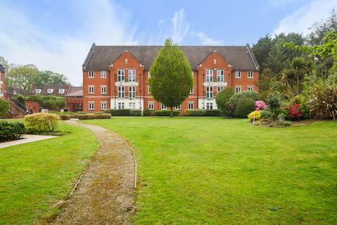 undefined, Comptons Lane, Horsham, RH13