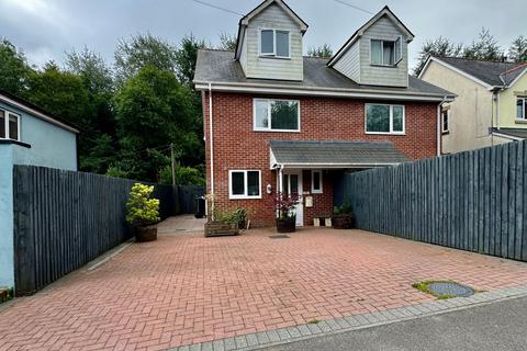 3, Plymouth Arms Cottages Merthyr Road, Tredegar, NP22 3AY