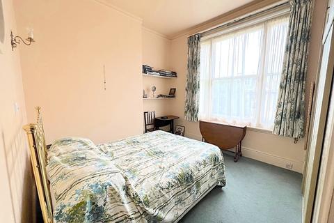 2 bedroom apartment for sale, First Avenue, Hove BN3 2FH
