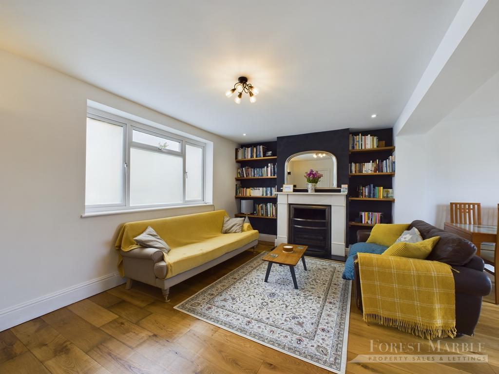 Oakfield Road, Frome 4 bed semidetached house for sale £400,000