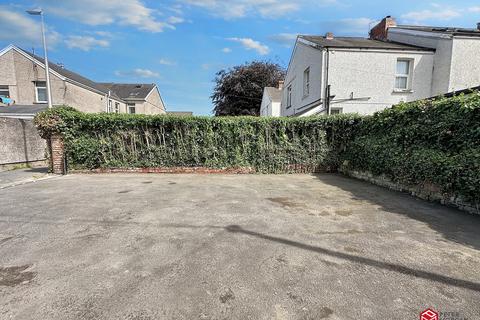 6 bedroom semi-detached house for sale, Victoria Gardens, Neath, Neath Port Talbot. SA11 3BE