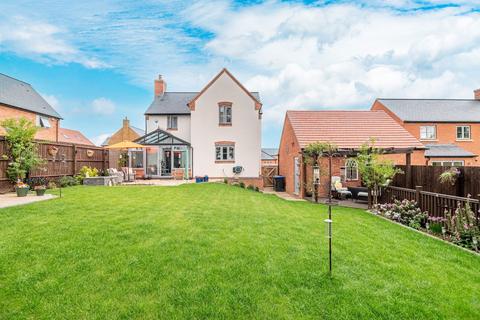 3 bedroom detached house for sale, Market Harborough LE16