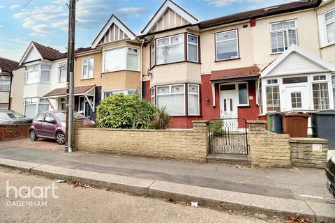 11a Essex Road, Dagenham, RM10 8ER