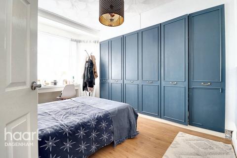 11a Essex Road, Dagenham, RM10 8ER