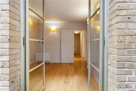 1 bedroom flat for sale, Queen Elizabeth Street, London, SE1