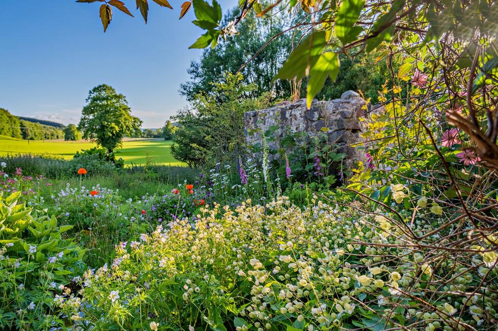 Varied Planting