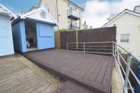 Chalet for sale, Walton on the Naze CO14