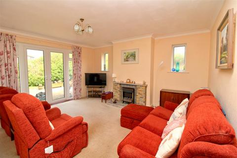 2 bedroom detached bungalow for sale, Perth Close, Seaford