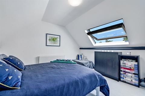 52 Baring Road, Beaconsfield, HP9 2NE