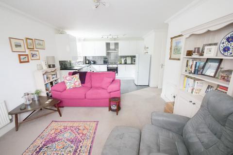 2 bedroom flat for sale, Castle Brooks, Framlingham, Woodbridge, IP13 9SG