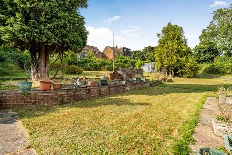 2 bedroom detached bungalow for sale, Pilgrims Way, Cuxton, Rochester