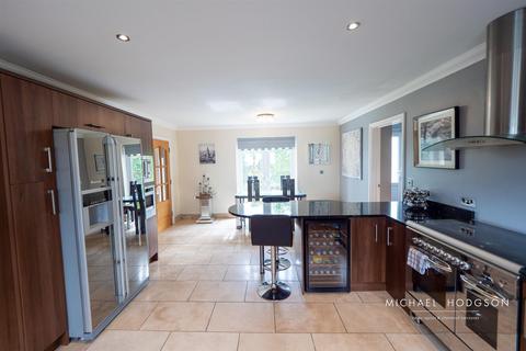 4 bedroom detached house for sale, Tunstall Lodge Park, Tunstall, Sunderland