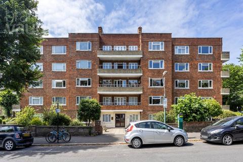 3 bedroom flat for sale, Eaton Gardens, Hove, East Sussex, BN3