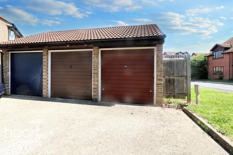 9 Colburn Crescent, Guildford, GU4 7YZ