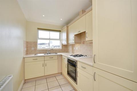 1 bedroom flat for sale, St. Leonards Road, Eastbourne