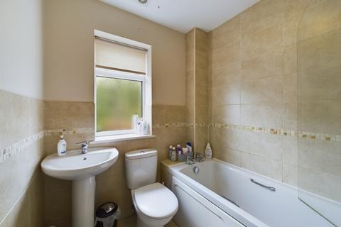 2 bedroom detached house for sale, Greenview Drive, Links View, Northampton, NN2 7LA