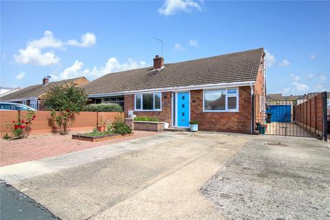 3 bedroom bungalow for sale, Medina Way, Swindon SN2