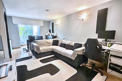 2 bedroom flat for sale, Waterside Close, Barking IG11