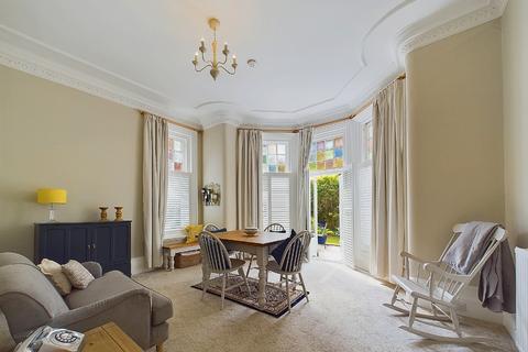 2 bedroom apartment for sale, 22 Carlton Road, Kent DA14