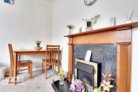 34 Dudley Road, Romford, RM3 8LH