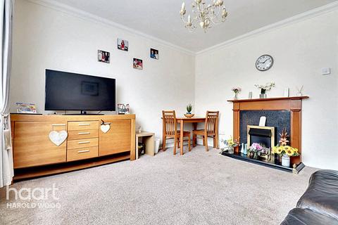 34 Dudley Road, Romford, RM3 8LH
