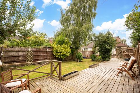 3 bedroom chalet for sale, Wordsworth Close, Crawley RH10