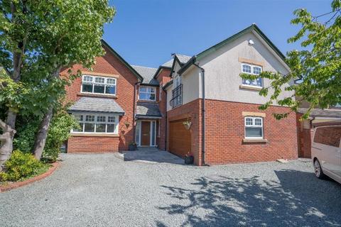 6 bedroom detached house for sale, Rowland Lane, Thornton Cleveleys FY5