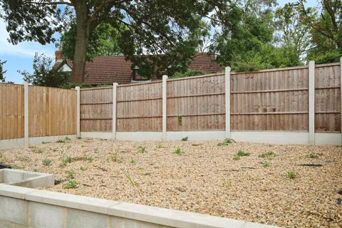 3 bedroom semi-detached house for sale, Fairways Avenue, Harrogate