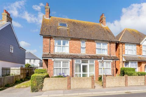 4 bedroom detached house for sale, High Street, Dymchurch, Kent