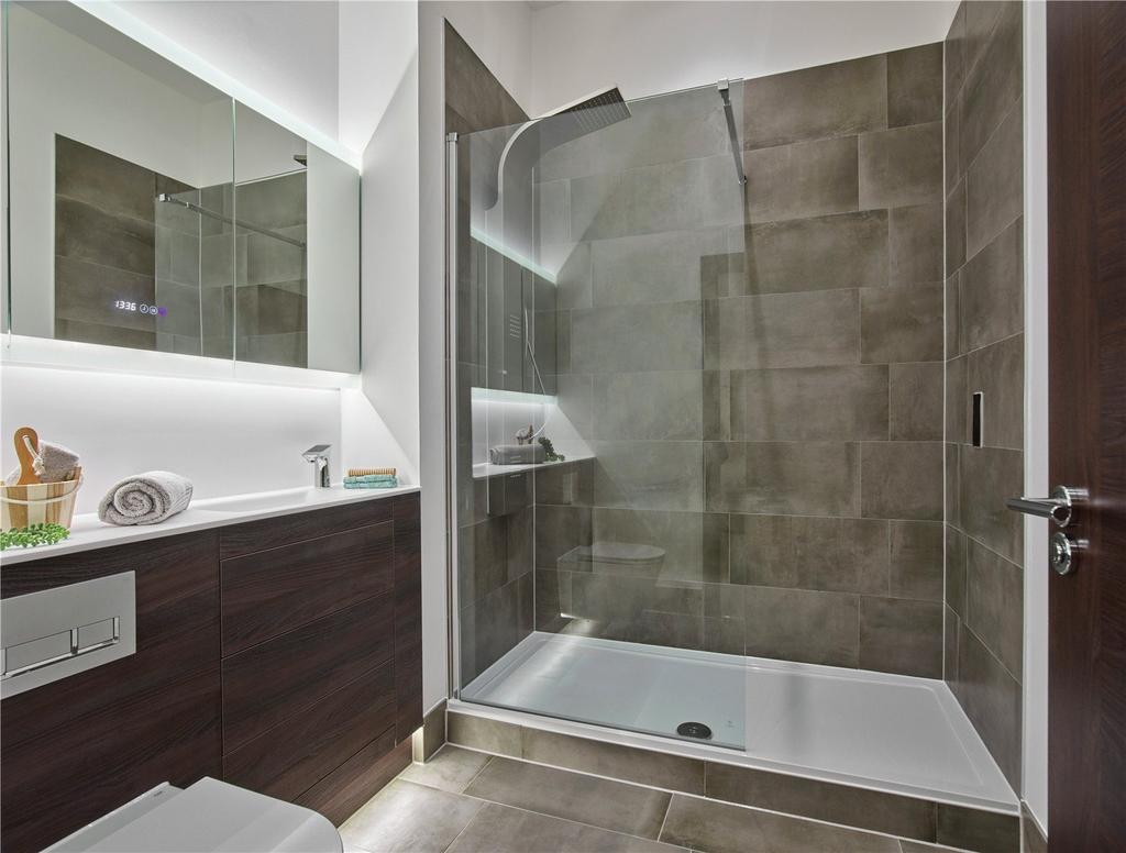 Show Apartment