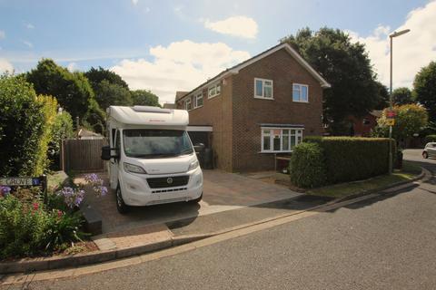 4 bedroom detached house for sale, Pine Grove, Warblington, Havant