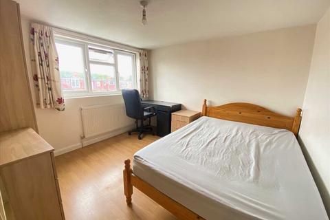 House share to rent, Harrow View Road, Ealing